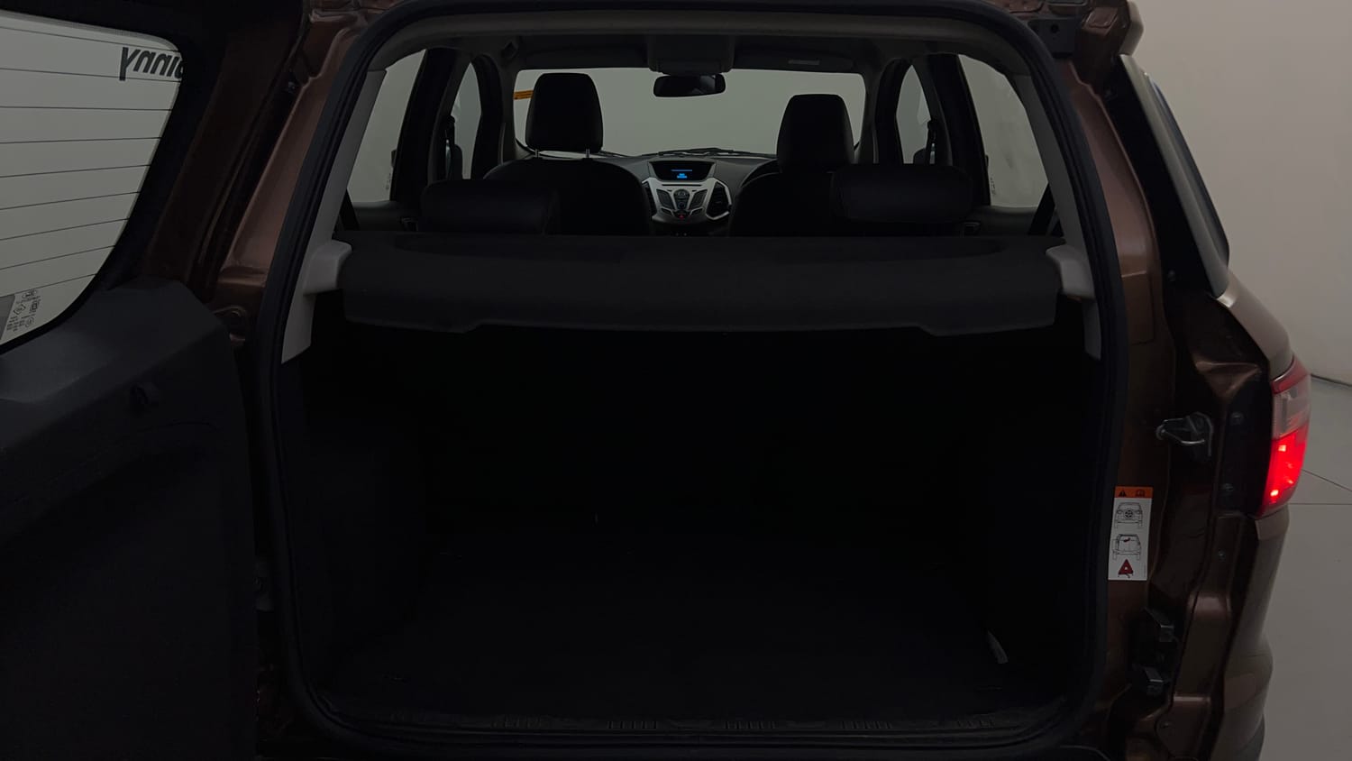 Used 2016 Ford EcoSport Titanium 1.5L TDCi Diesel Manual interior DICKY INSIDE VIEW