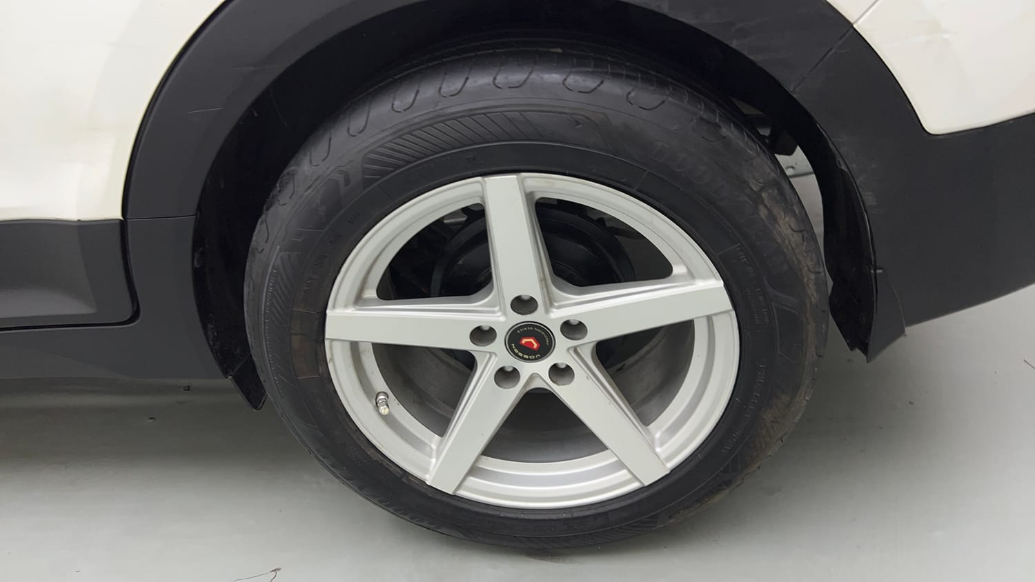 Used 2018 Hyundai Creta SX 1.6 AT Petrol Petrol Automatic tyres LEFT REAR TYRE RIM VIEW