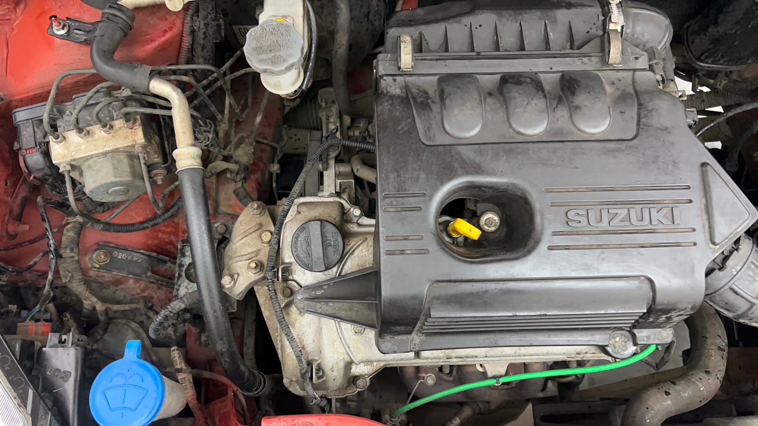 Used 2019 Maruti Suzuki Celerio ZXi Petrol Manual engine ENGINE RIGHT SIDE VIEW