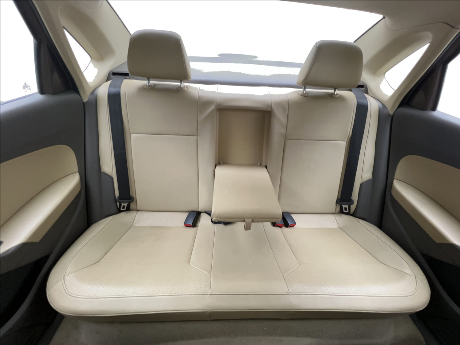 Used 2016 Volkswagen Vento Highline Petrol AT Petrol Automatic interior REAR SEAT CONDITION VIEW
