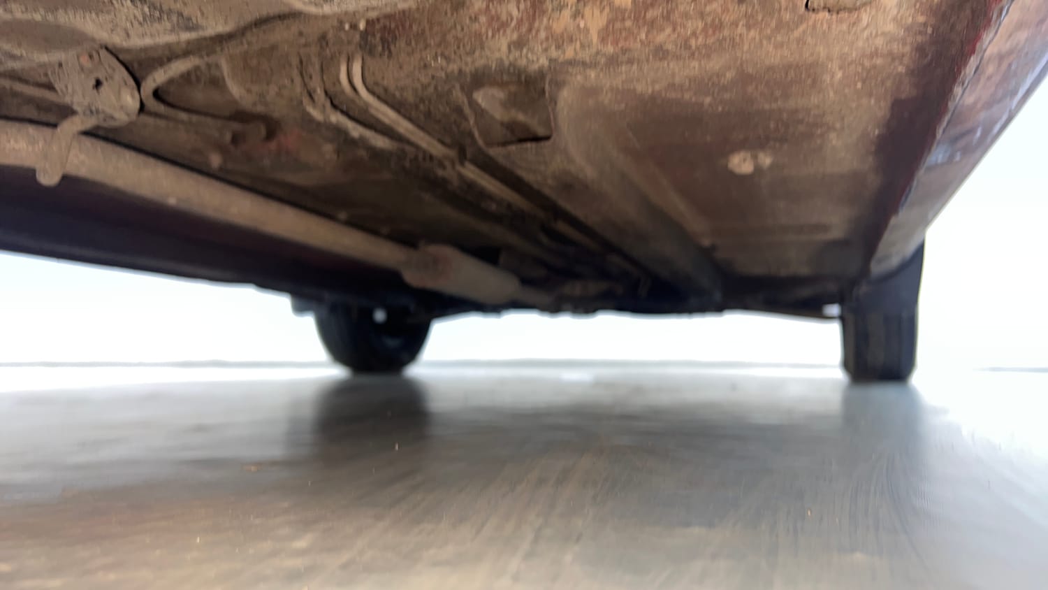 Used 2016 Renault Kwid RXT Petrol Manual extra REAR RIGHT UNDERBODY VIEW