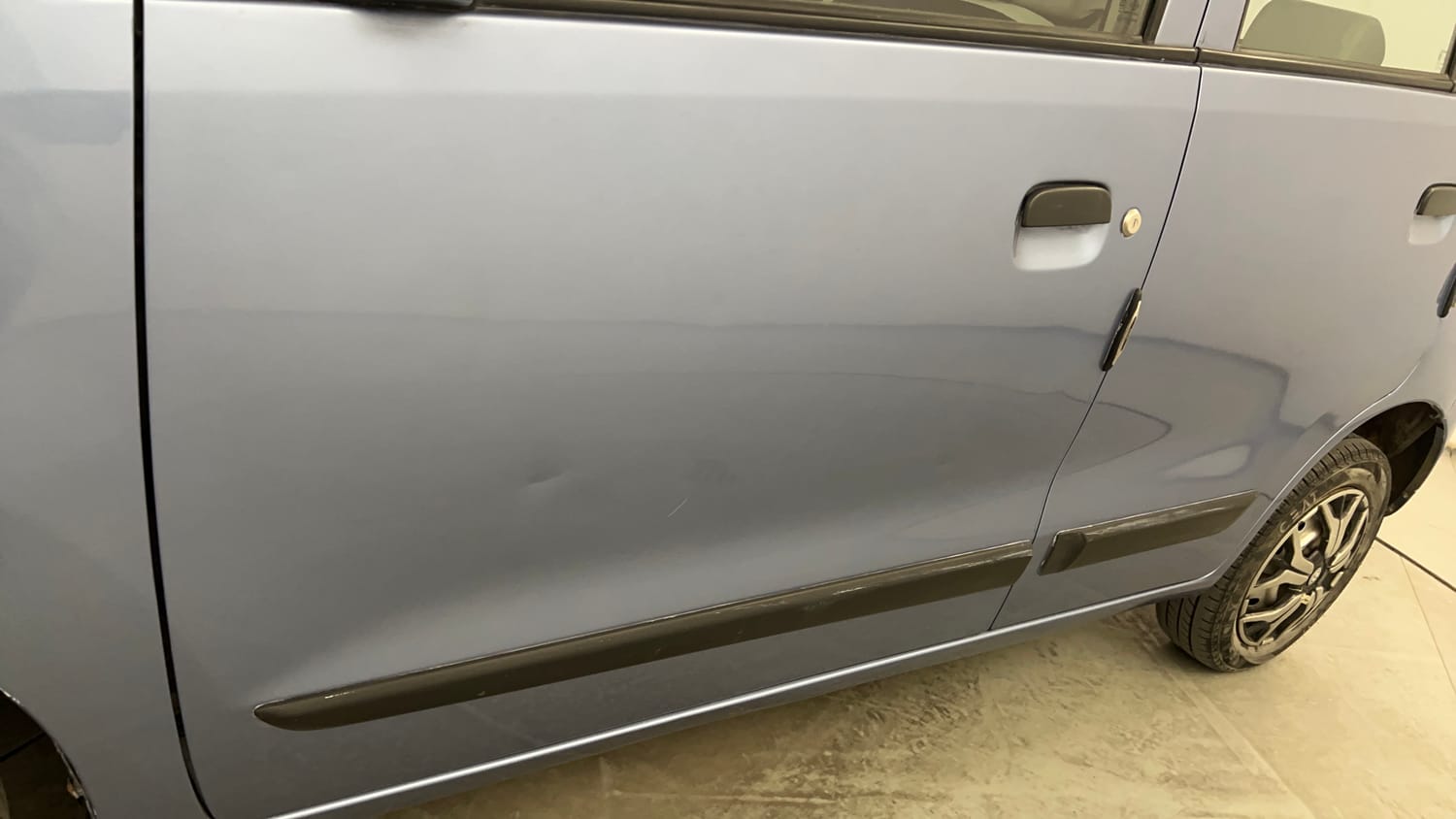Used 2014 Maruti Suzuki Wagon R LXI CNG Cng Manual dents MINOR DENT