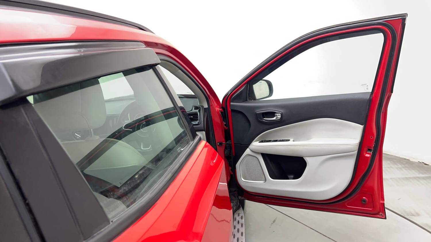 Used 2019 Jeep Compass Limited 1.4 Petrol AT Petrol Automatic interior RIGHT FRONT DOOR OPEN VIEW