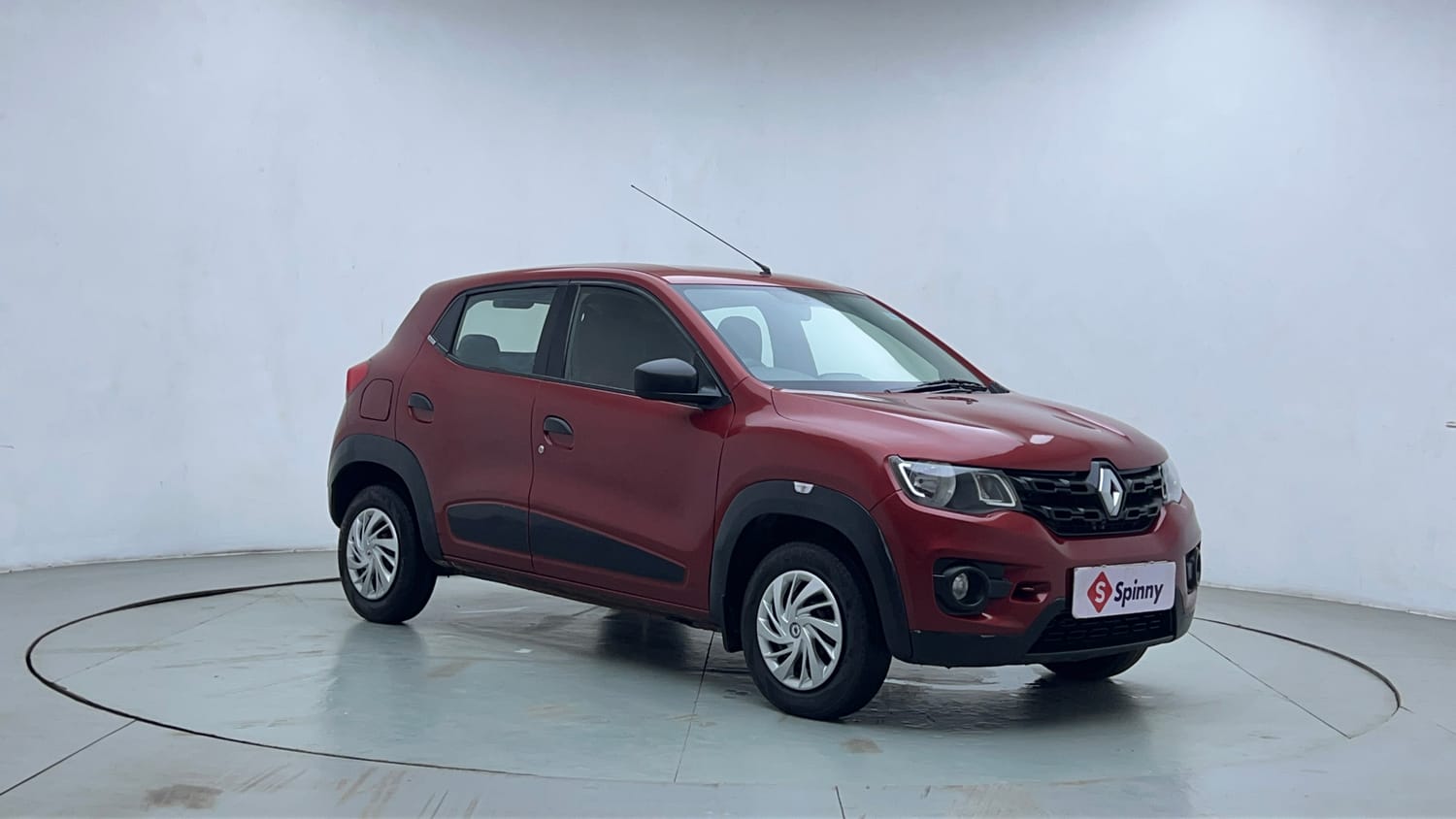 Used 2016 Renault Kwid RXT Petrol Manual exterior RIGHT FRONT CORNER VIEW