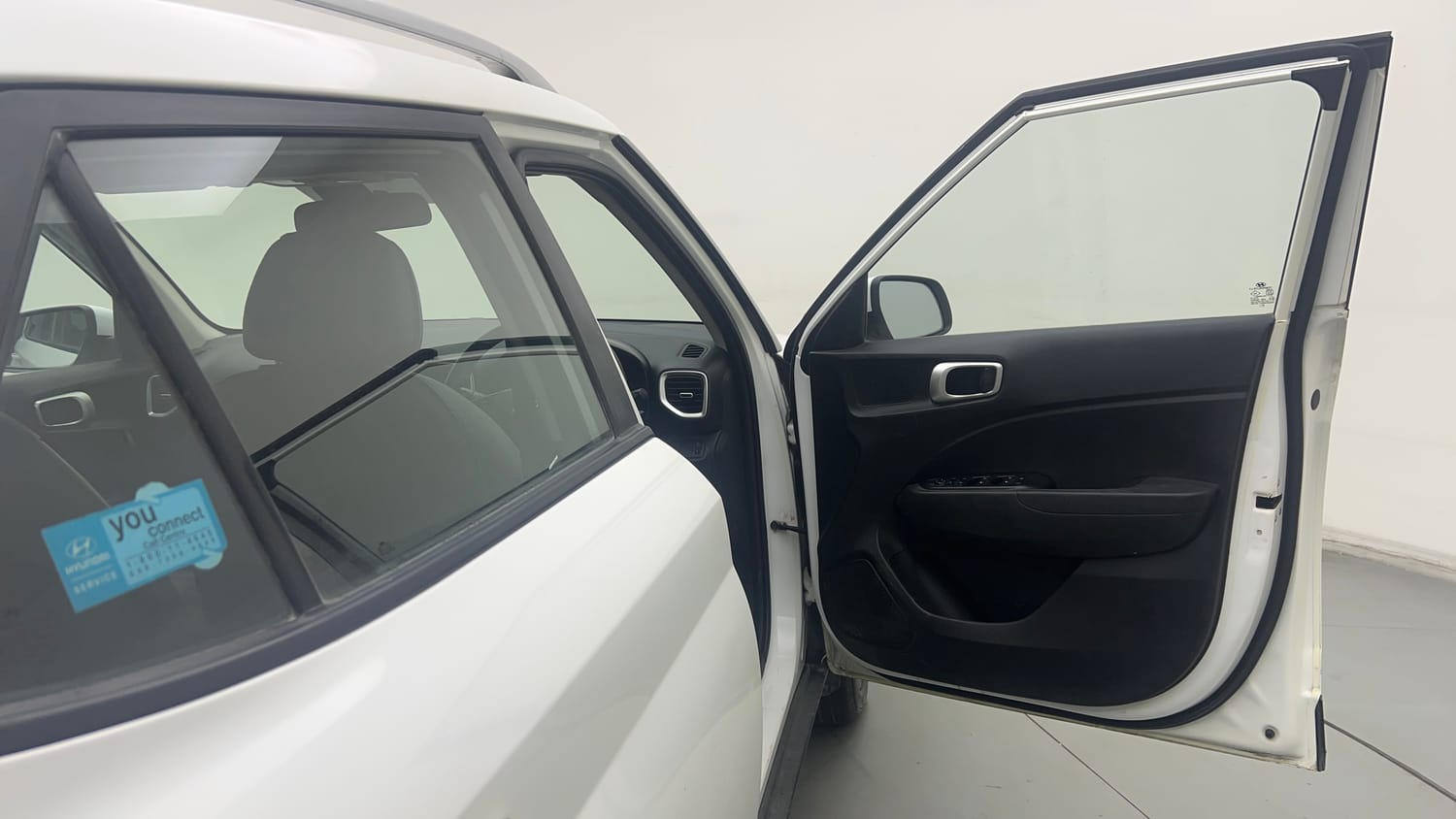 Used 2020 hyundai Venue SX 1.0 Turbo Petrol Petrol Manual interior RIGHT FRONT DOOR OPEN VIEW