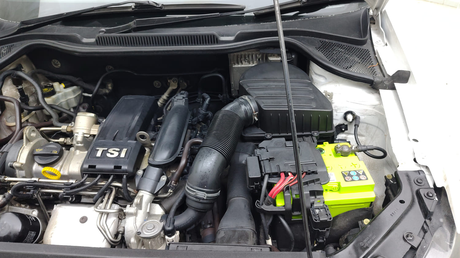 Used 2016 Volkswagen Polo GT TSI Petrol Automatic engine ENGINE LEFT SIDE VIEW