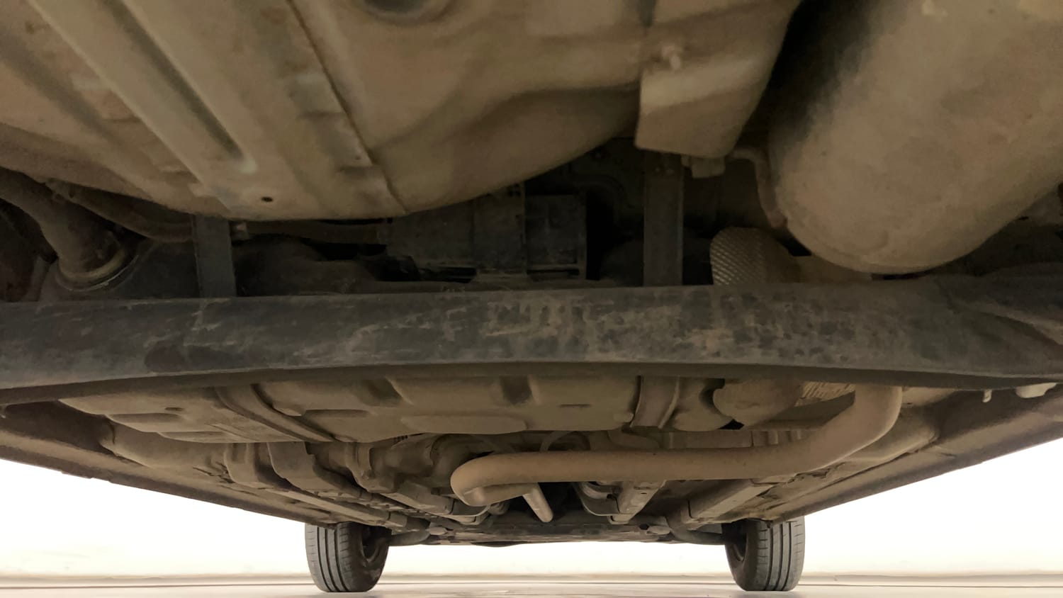 Used 2017 Hyundai Elite i20 Sportz 1.2 Petrol Manual extra REAR UNDERBODY VIEW (TAKEN FROM REAR)