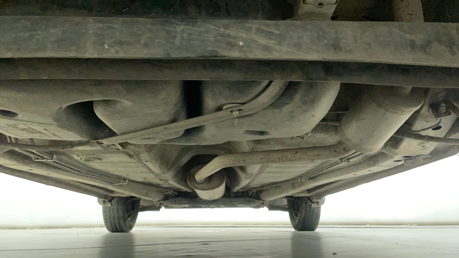 Used 2023 Maruti Suzuki Alto K10 VXi S-CNG Cng Manual extra REAR UNDERBODY VIEW (TAKEN FROM REAR)