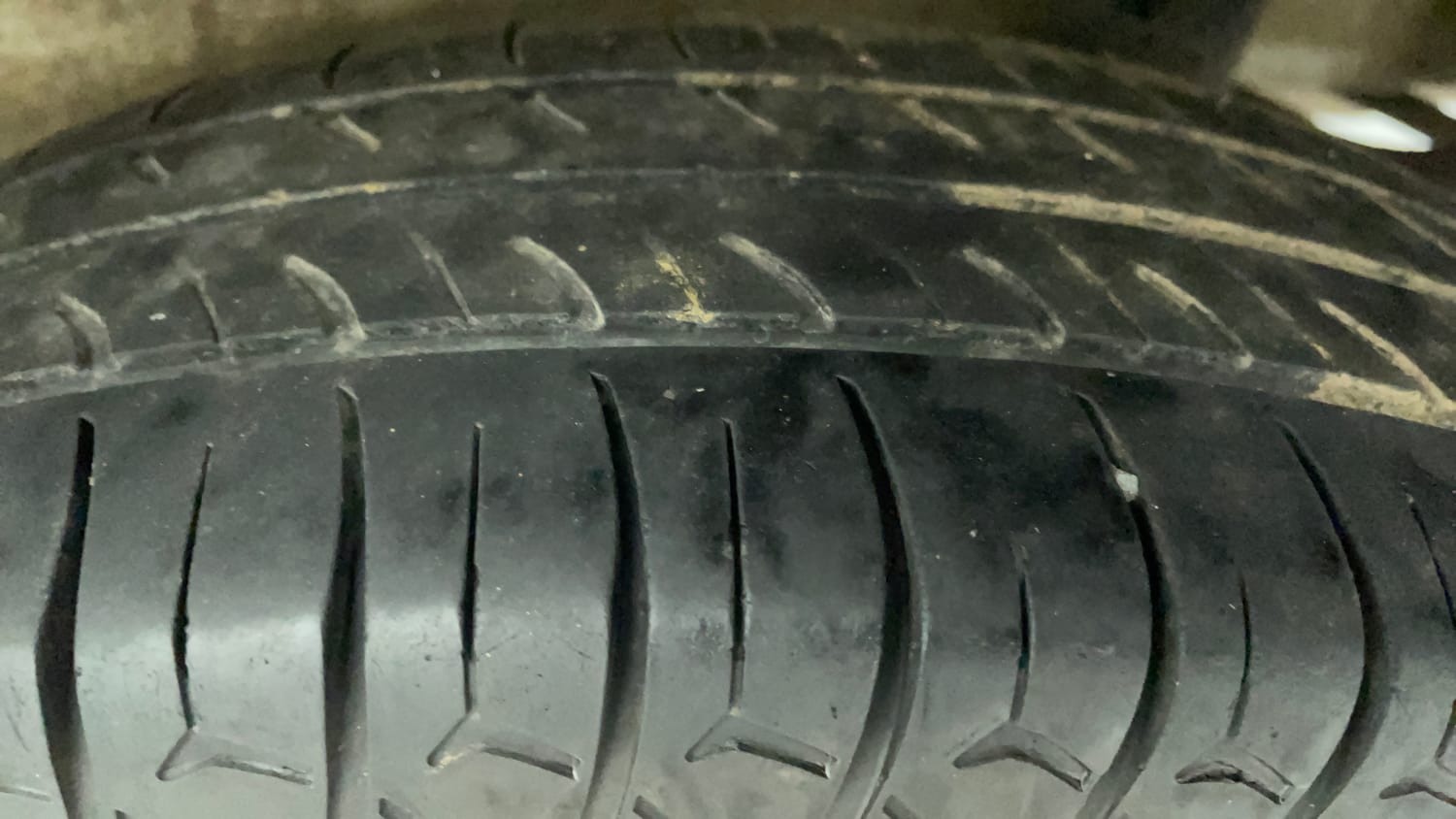 Used 2023 Maruti Suzuki Alto K10 VXi S-CNG Cng Manual tyres LEFT REAR TYRE TREAD VIEW