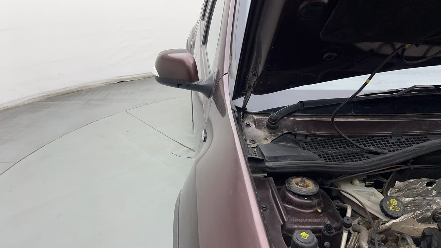 Used 2021 Renault Duster RXZ 1.3 Turbo Petrol CVT Petrol Automatic engine ENGINE RIGHT SIDE HINGE & APRON VIEW