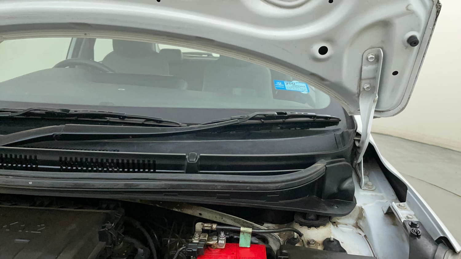 Used 2020 Hyundai Grand i10 Nios Asta 1.2 Kappa VTVT Petrol Manual engine ENGINE LEFT SIDE HINGE & APRON VIEW
