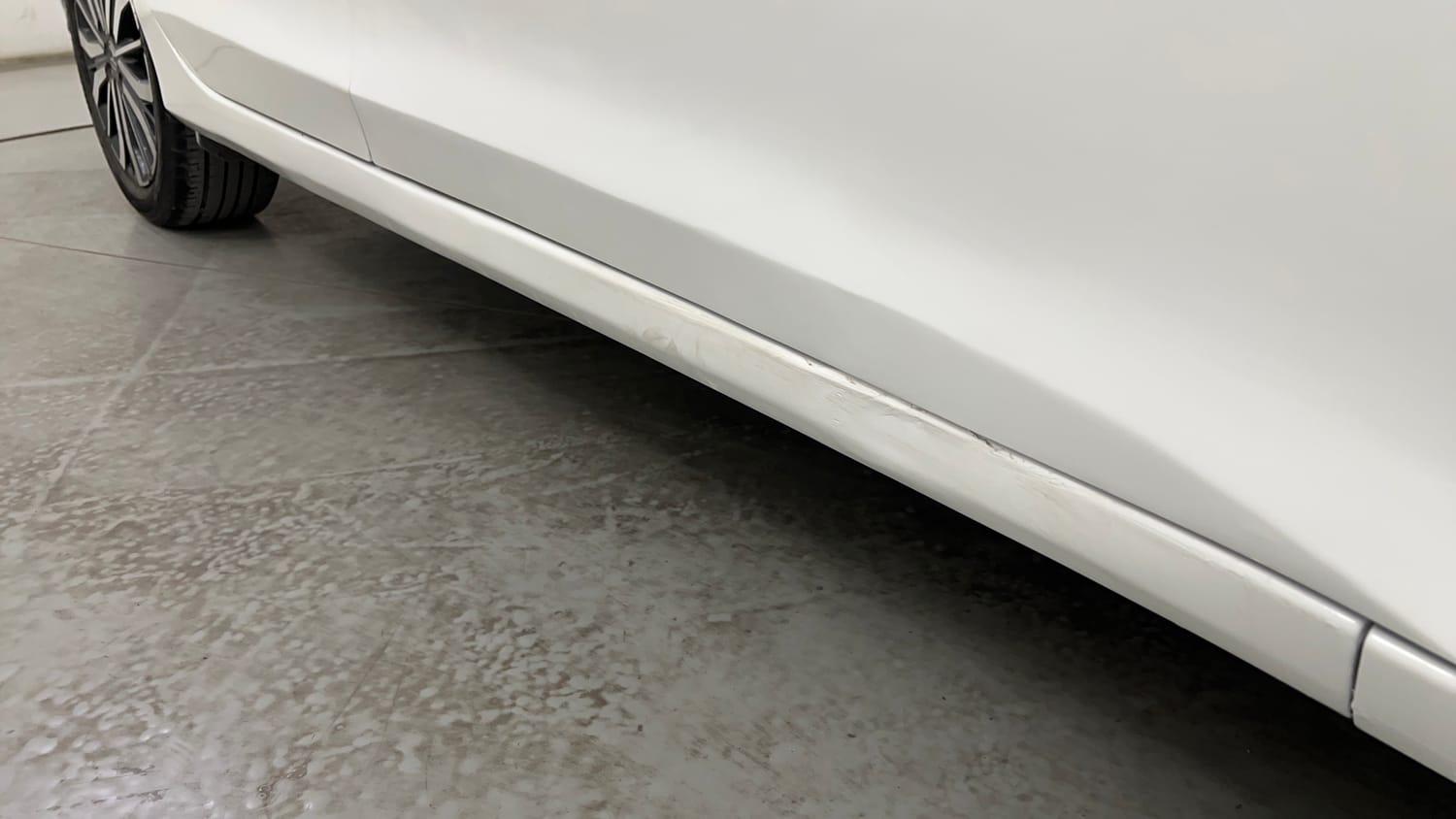 Used 2018 Honda City VX Petrol Petrol Manual dents MINOR DENT