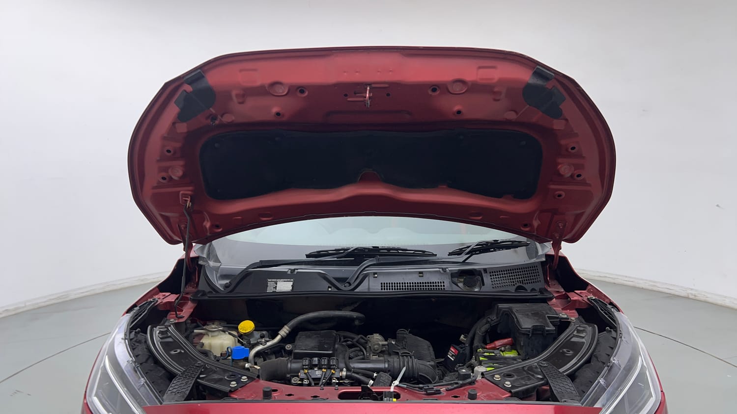 Used 2021 Nissan Magnite XV Premium Petrol + CNG(Outside Fitted) Cng Manual engine ENGINE & BONNET OPEN FRONT VIEW
