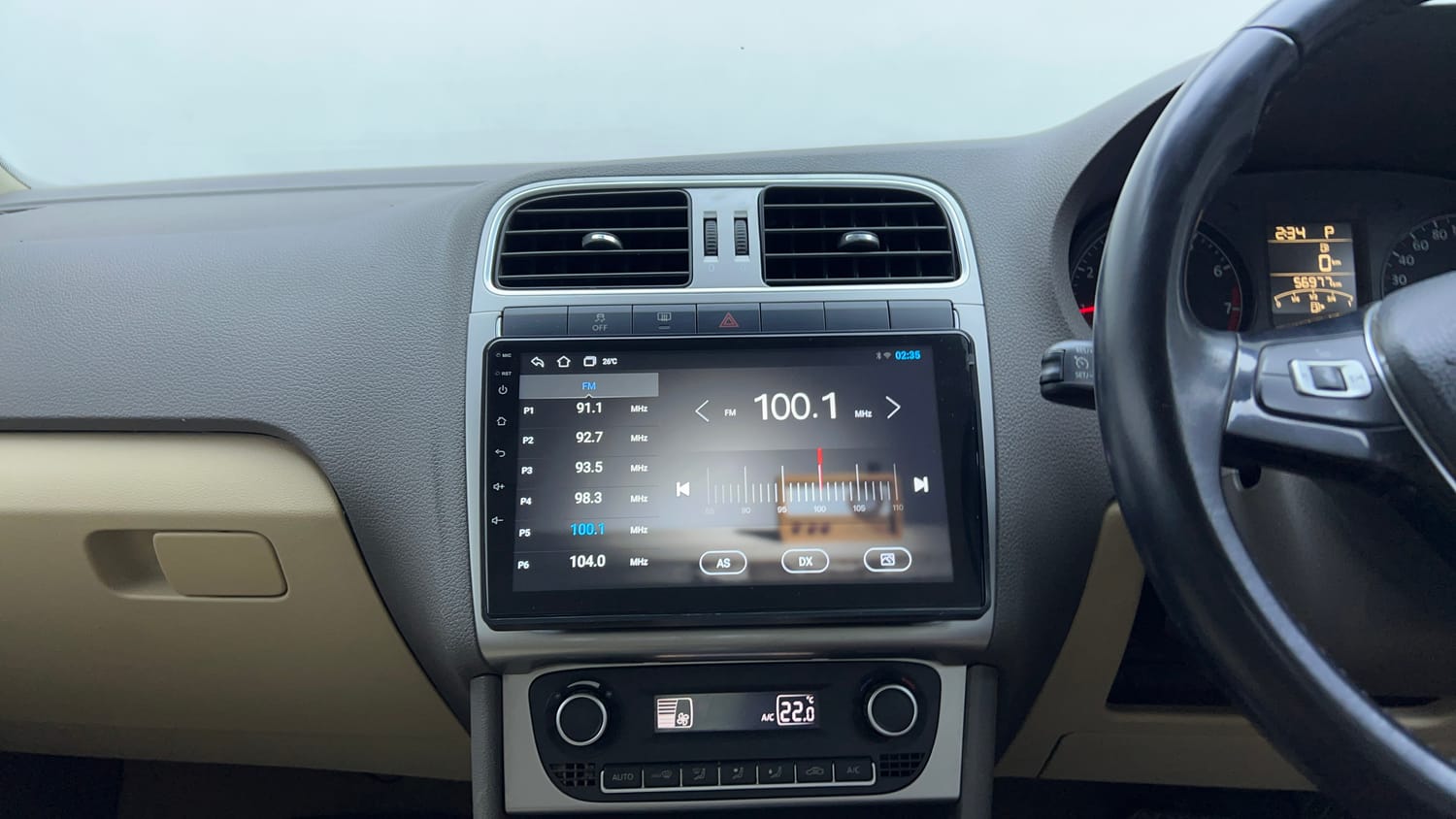Used 2016 Volkswagen Vento Highline Petrol AT Petrol Automatic interior MUSIC SYSTEM & AC CONTROL VIEW