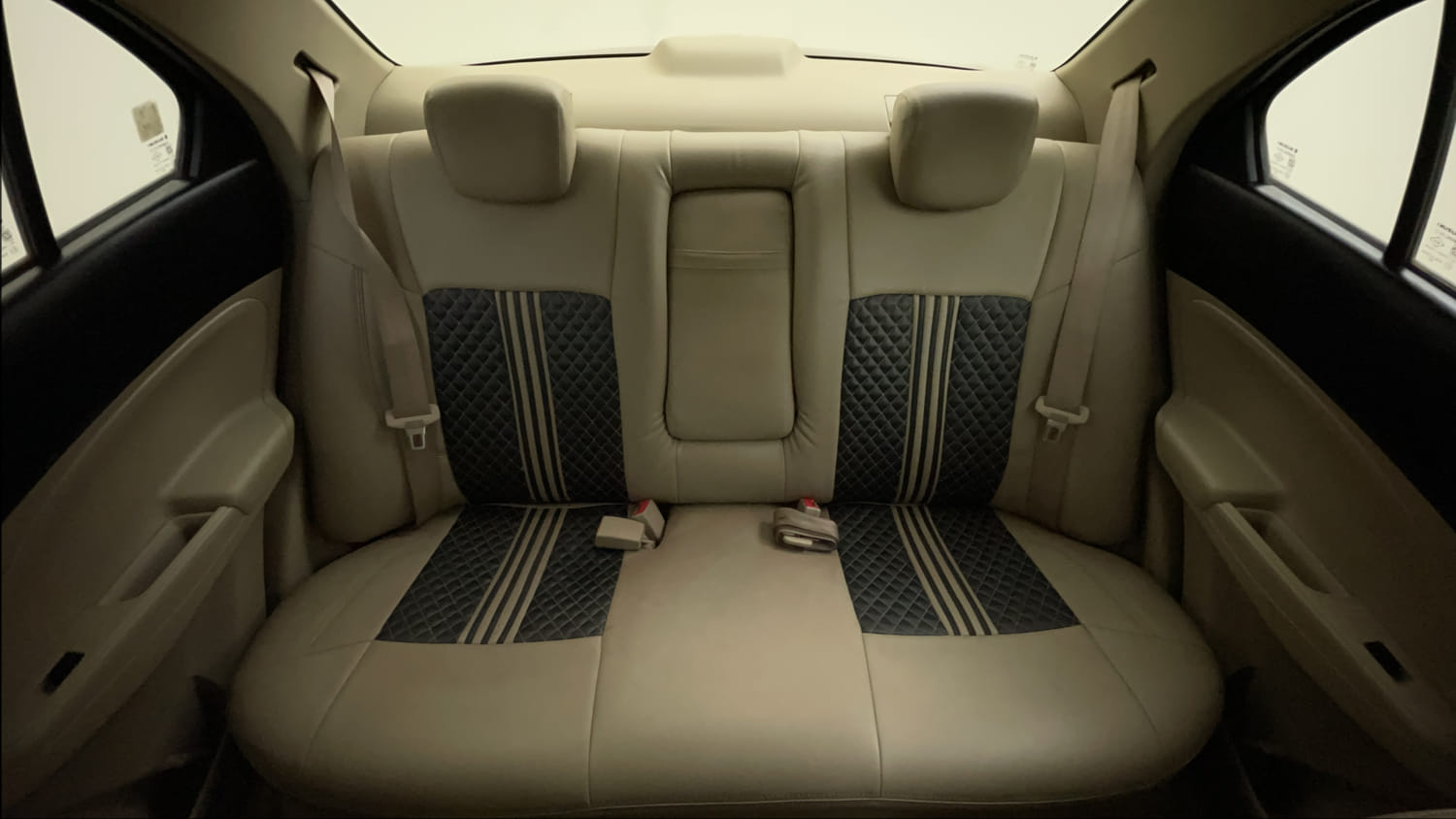 Used 2017 Maruti Suzuki Dzire VXi AMT Petrol Automatic interior REAR SEAT CONDITION VIEW