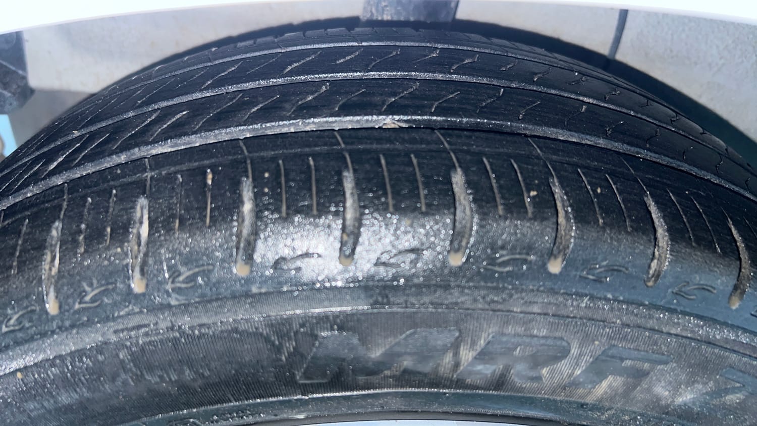 Used 2023 Hyundai Grand i10 Nios Sportz 1.2 Kappa CNG Cng Manual tyres RIGHT REAR TYRE TREAD VIEW