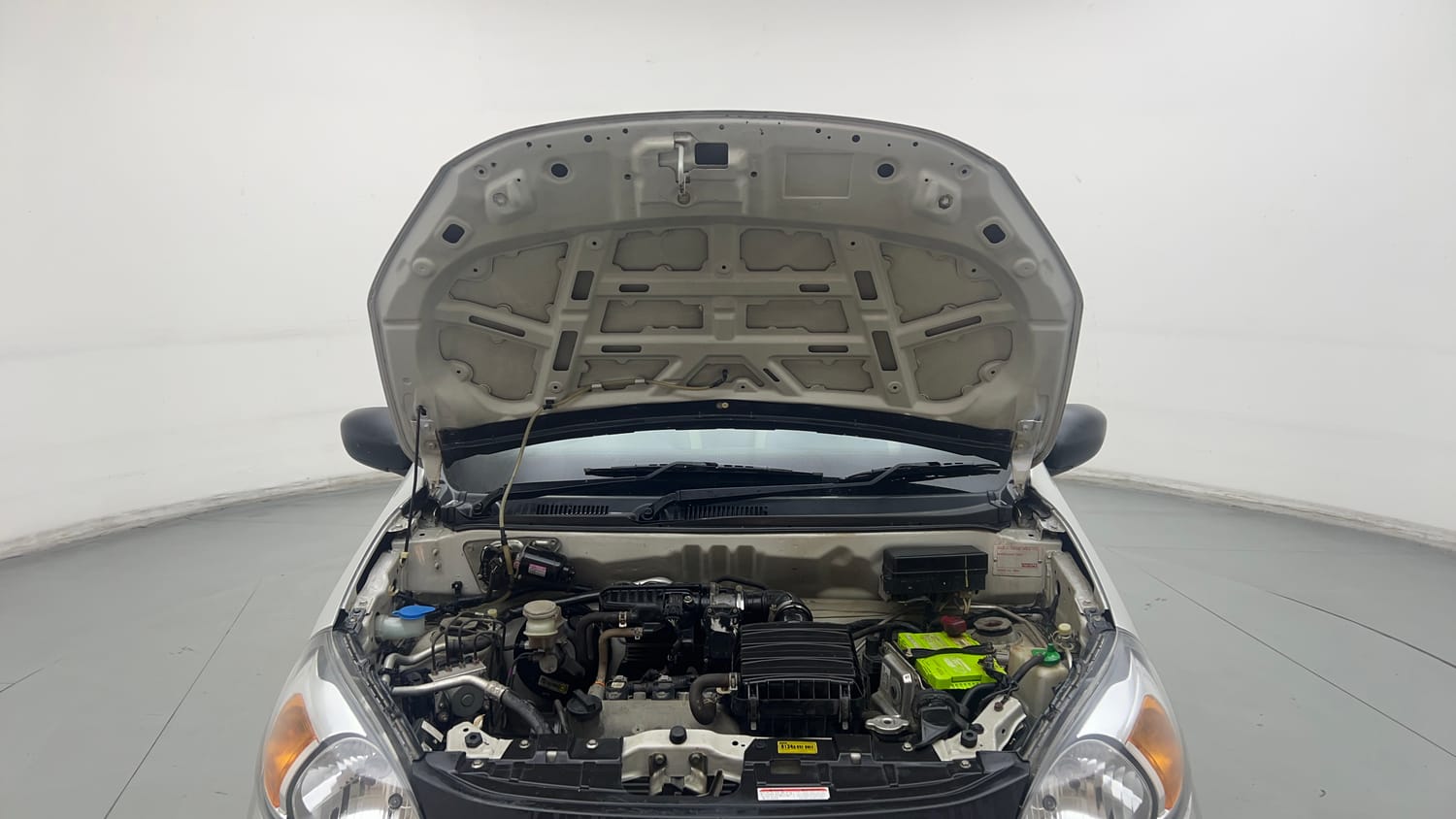 Used 2021 Maruti Suzuki Alto 800 VXi Petrol Manual engine ENGINE & BONNET OPEN FRONT VIEW