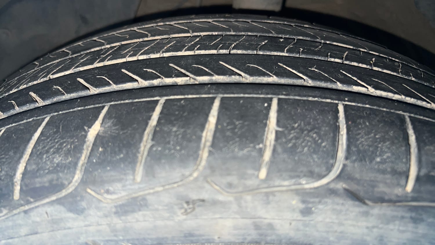 Used 2020 MG Motors Hector Sharp 1.5 DCT Petrol Petrol Automatic tyres LEFT FRONT TYRE TREAD VIEW