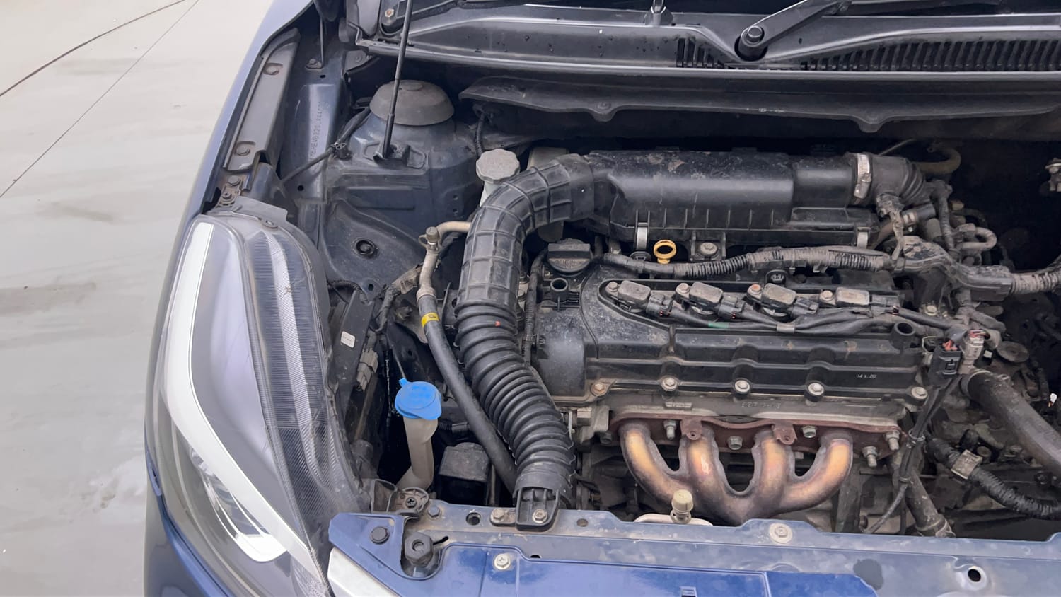 Used 2020 Maruti Suzuki Baleno Zeta Petrol Manual engine ENGINE RIGHT SIDE VIEW