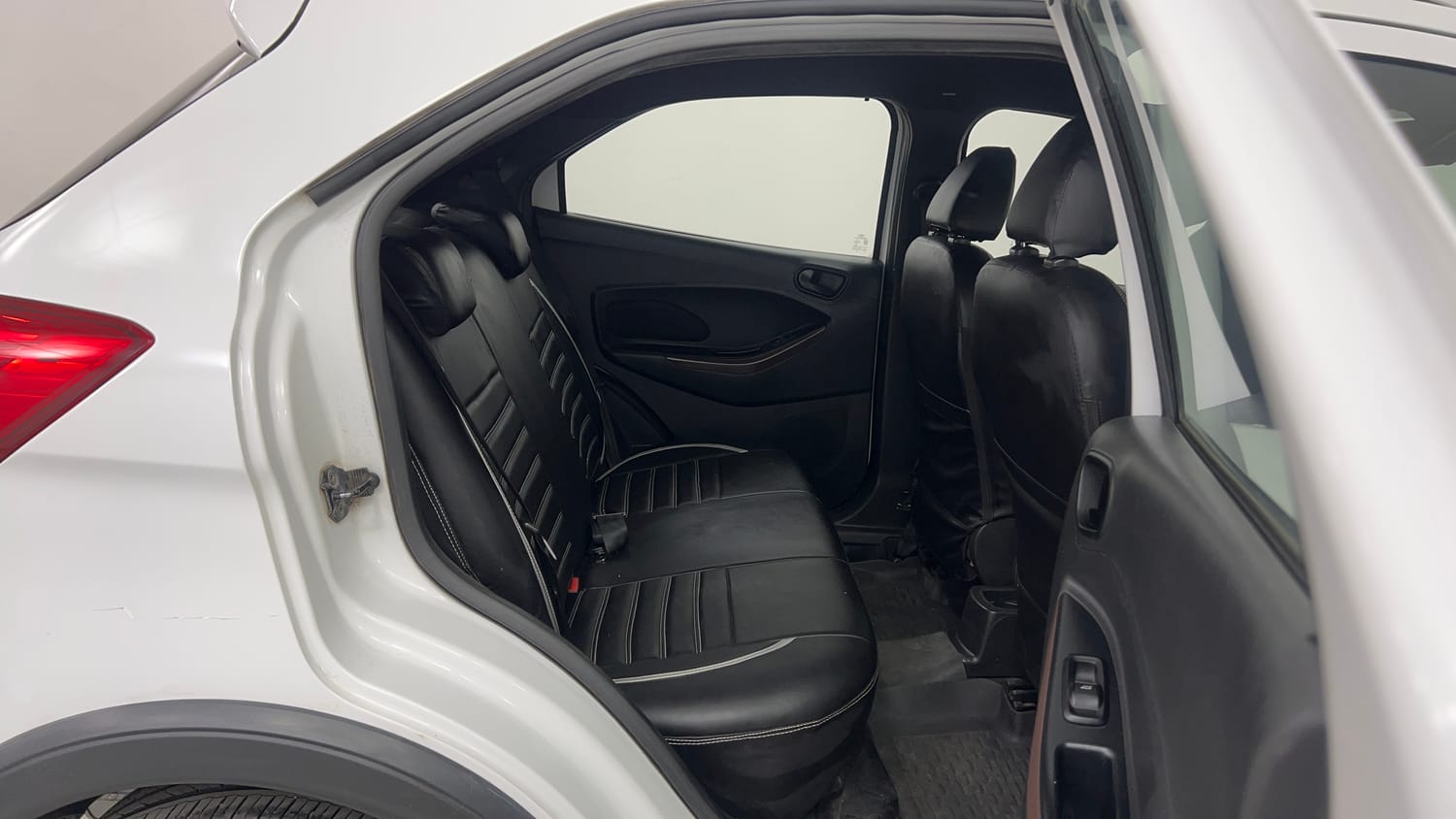 Used 2020 Ford Freestyle Titanium Plus 1.2 Ti-VCT Petrol Manual interior RIGHT SIDE REAR DOOR CABIN VIEW