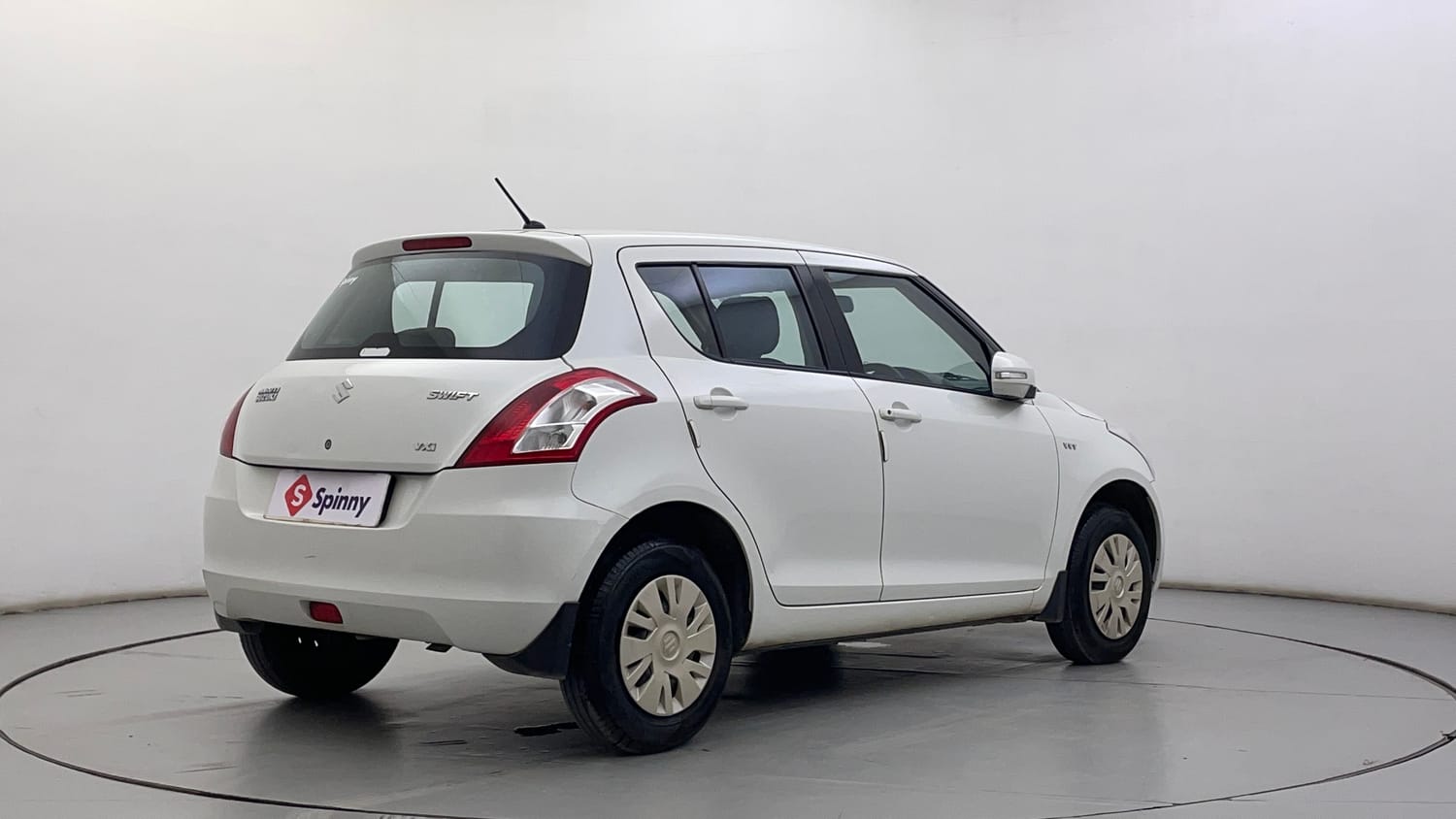 Used 2014 Maruti Suzuki Swift VXi Petrol Manual exterior RIGHT REAR CORNER VIEW