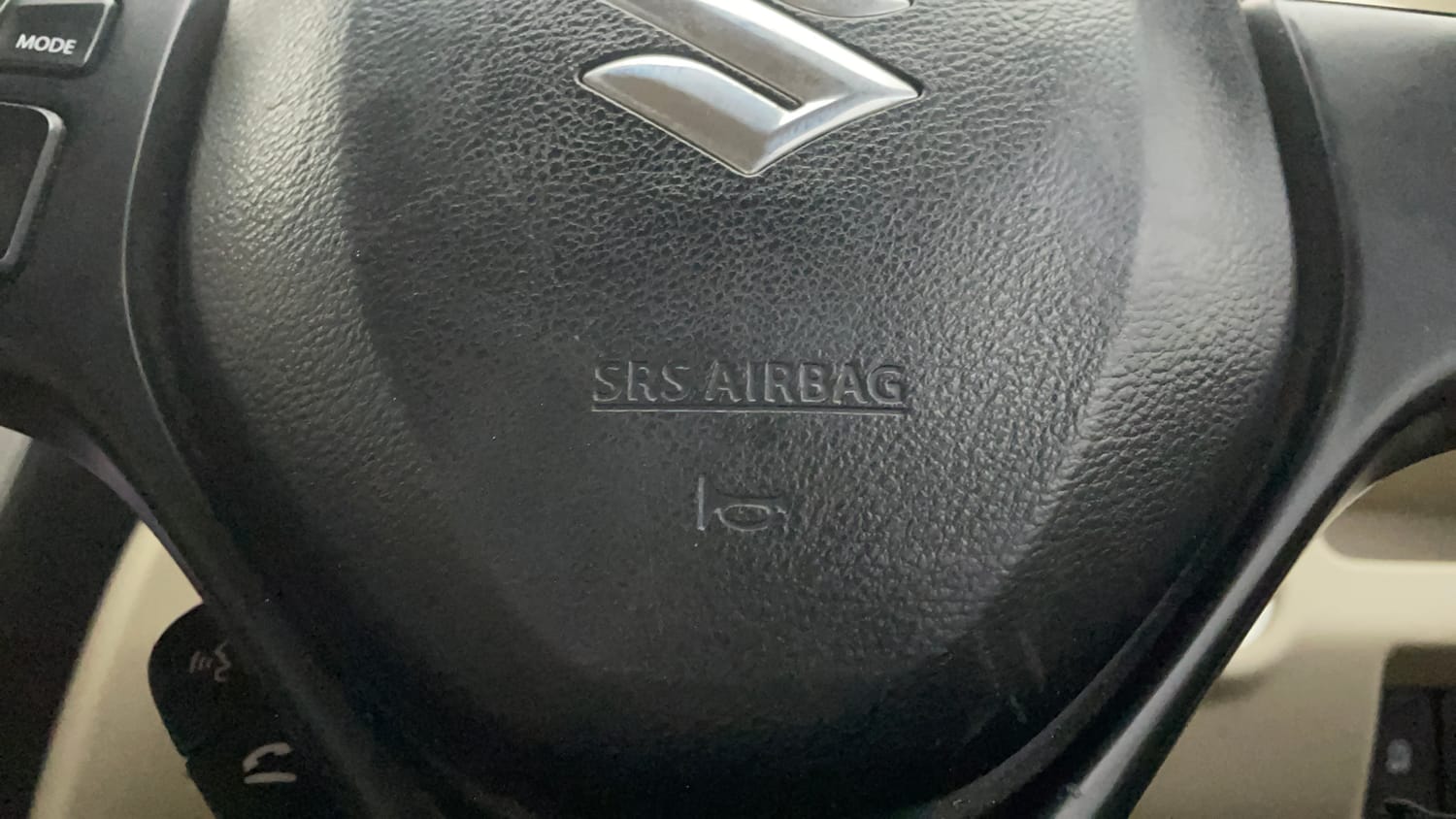 Used 2017 Maruti Suzuki Ciaz Alpha 1.3 Hybrid Diesel Manual top_features Airbags