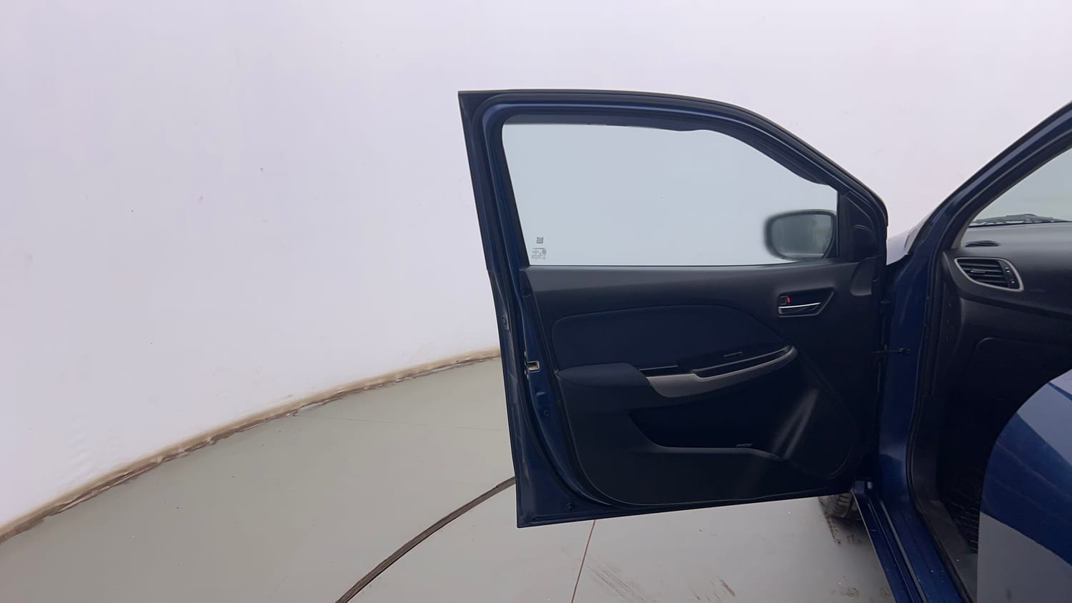 Used 2020 Maruti Suzuki Baleno Zeta Petrol Manual interior LEFT FRONT DOOR OPEN VIEW