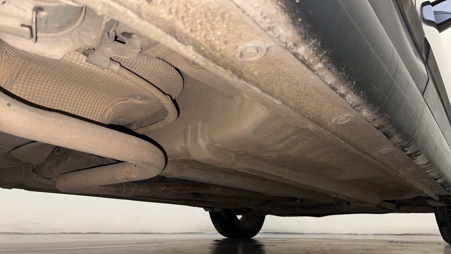 Used 2015 Hyundai Elite i20 Asta 1.2 Petrol Manual extra REAR RIGHT UNDERBODY VIEW