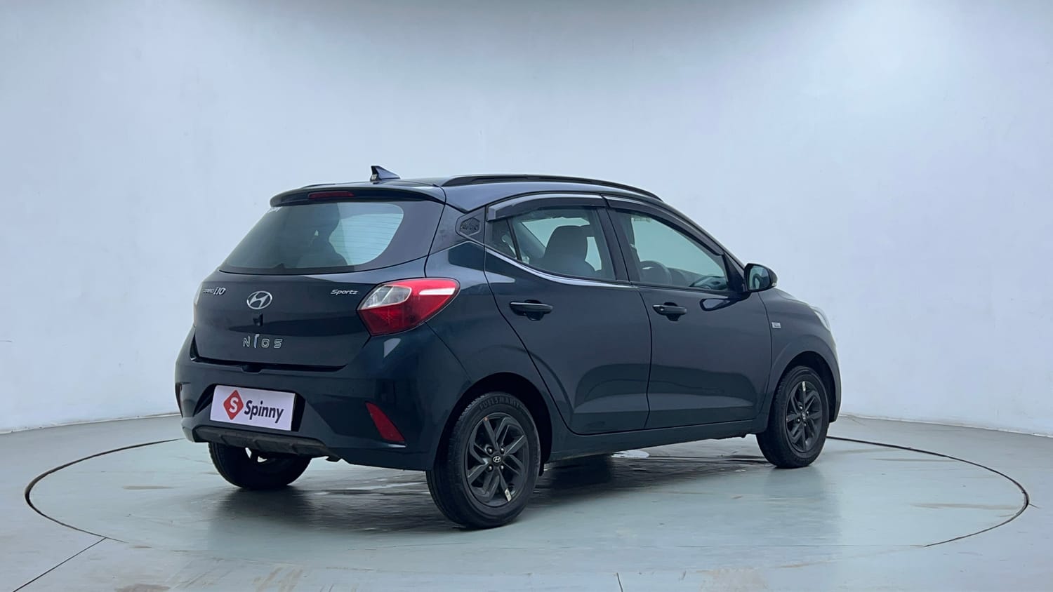 Used 2022 Hyundai Grand i10 Nios Sportz AMT 1.2 Kappa VTVT Petrol Automatic exterior RIGHT REAR CORNER VIEW