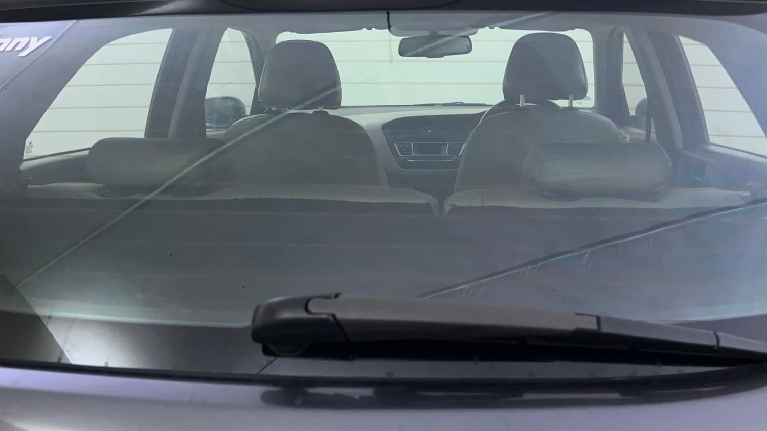 Used 2015 Hyundai Elite i20 Asta 1.2 Petrol Manual top_features Rear wiper