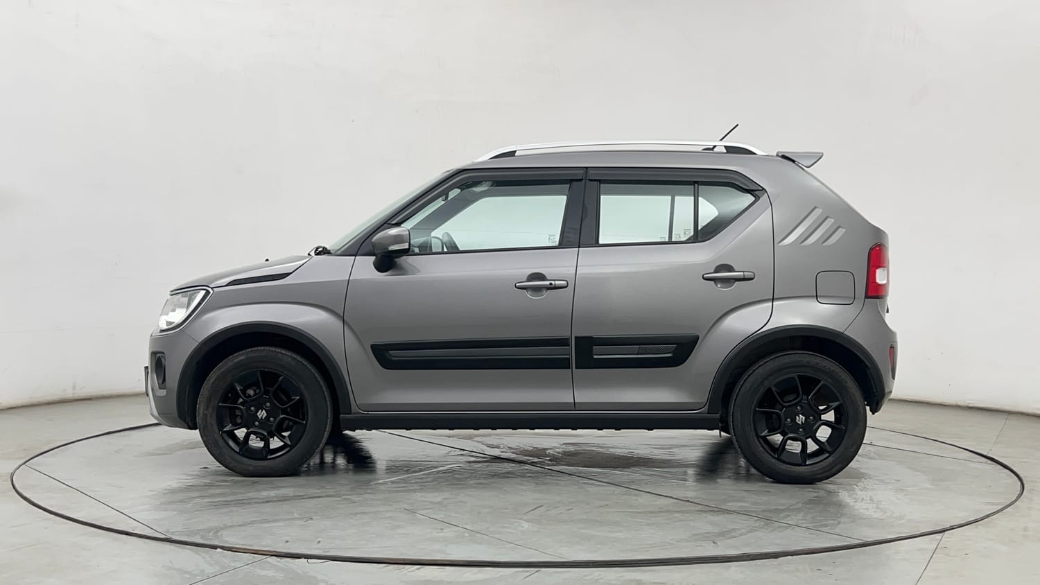 Used 2023 Maruti Suzuki Ignis Zeta 1.2 MT Petrol Manual exterior LEFT SIDE VIEW