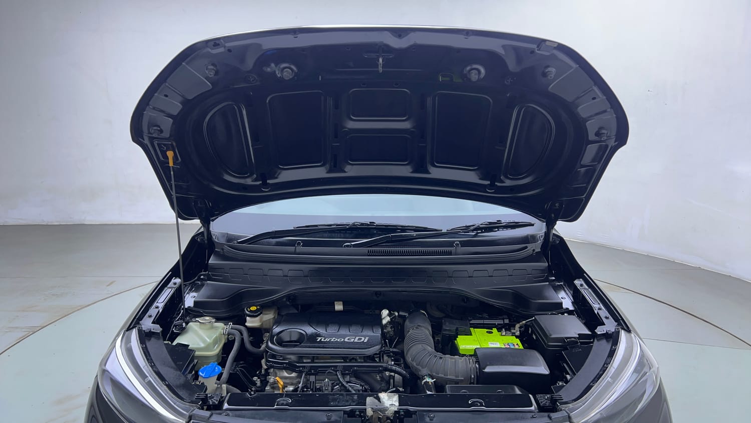 Used 2020 Kia Sonet HTX 1.0 iMT Petrol Manual engine ENGINE & BONNET OPEN FRONT VIEW