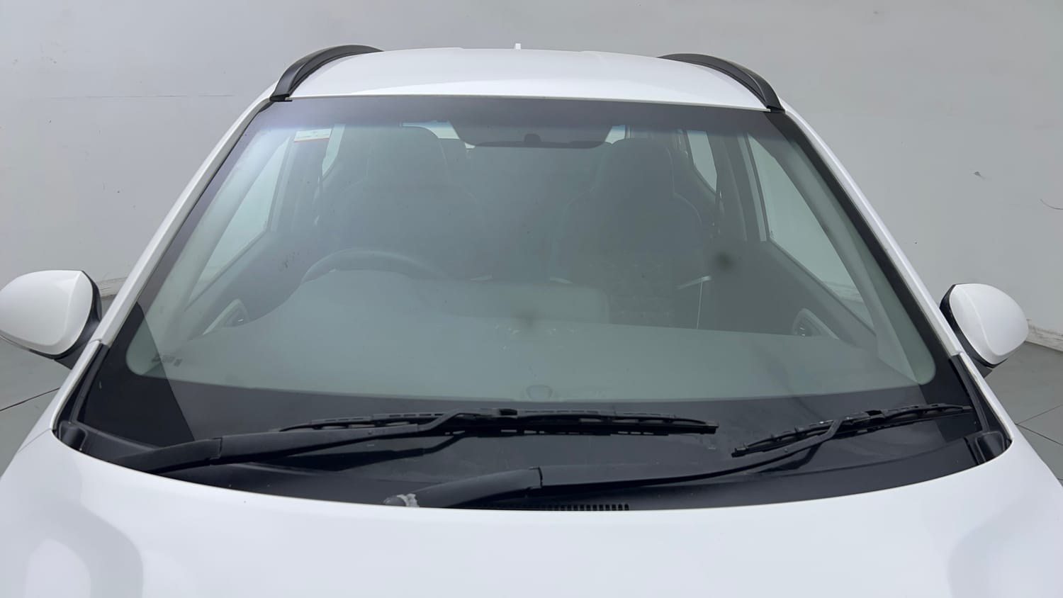 Used 2023 Hyundai Grand i10 Nios Sportz 1.2 Kappa CNG Cng Manual exterior FRONT WINDSHIELD VIEW