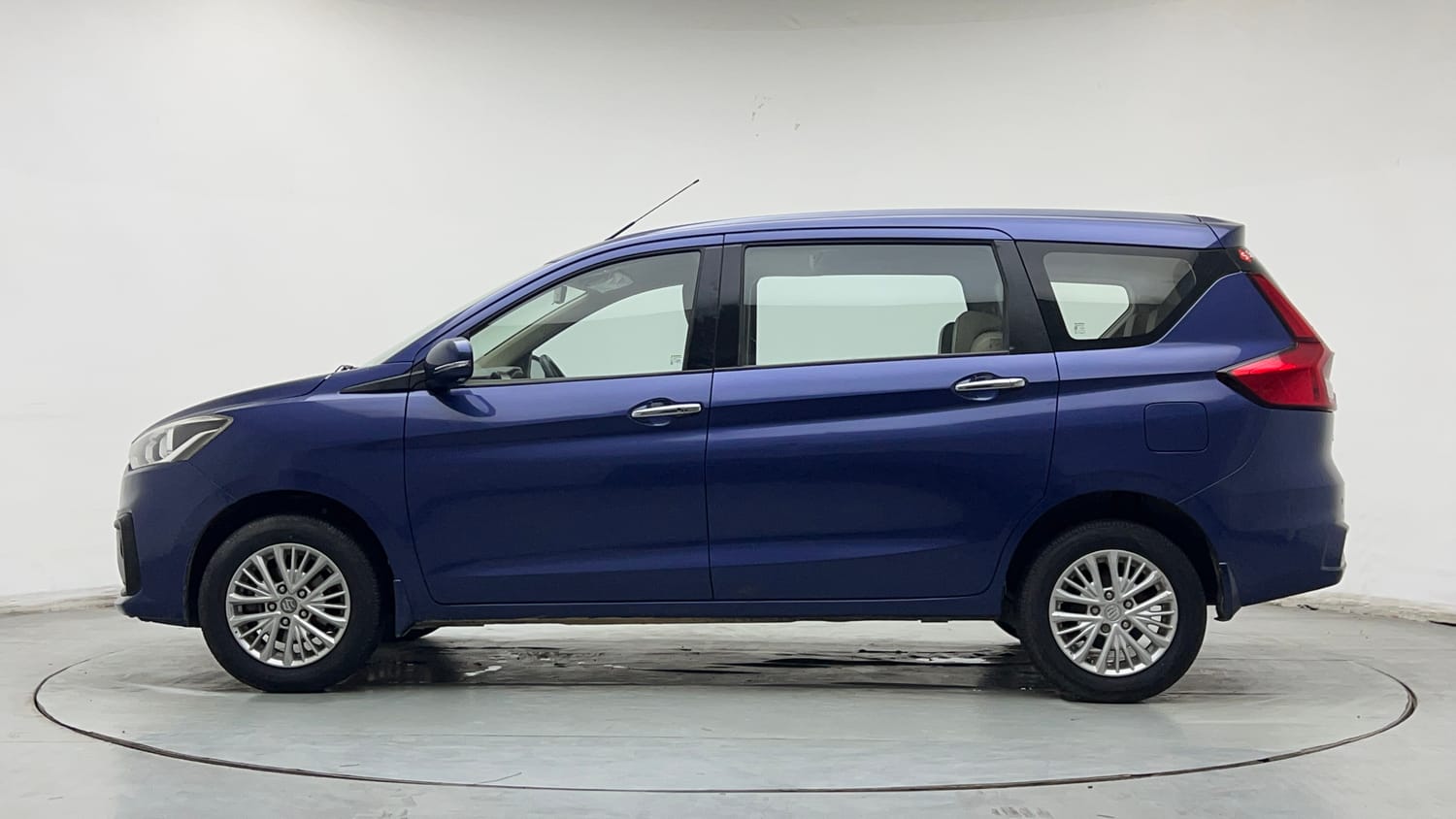 Used 2018 Maruti Suzuki New Ertiga ZXi AT Petrol Automatic exterior LEFT SIDE VIEW