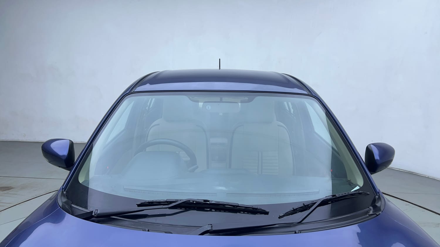 Used 2017 Maruti Suzuki Dzire ZXi Plus AMT Petrol Automatic exterior FRONT WINDSHIELD VIEW