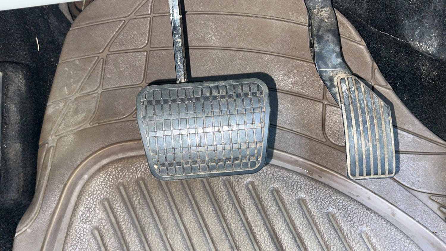Used 2021 Tata Nexon EV XZ Plus Electric Automatic interior PEDALS VIEW