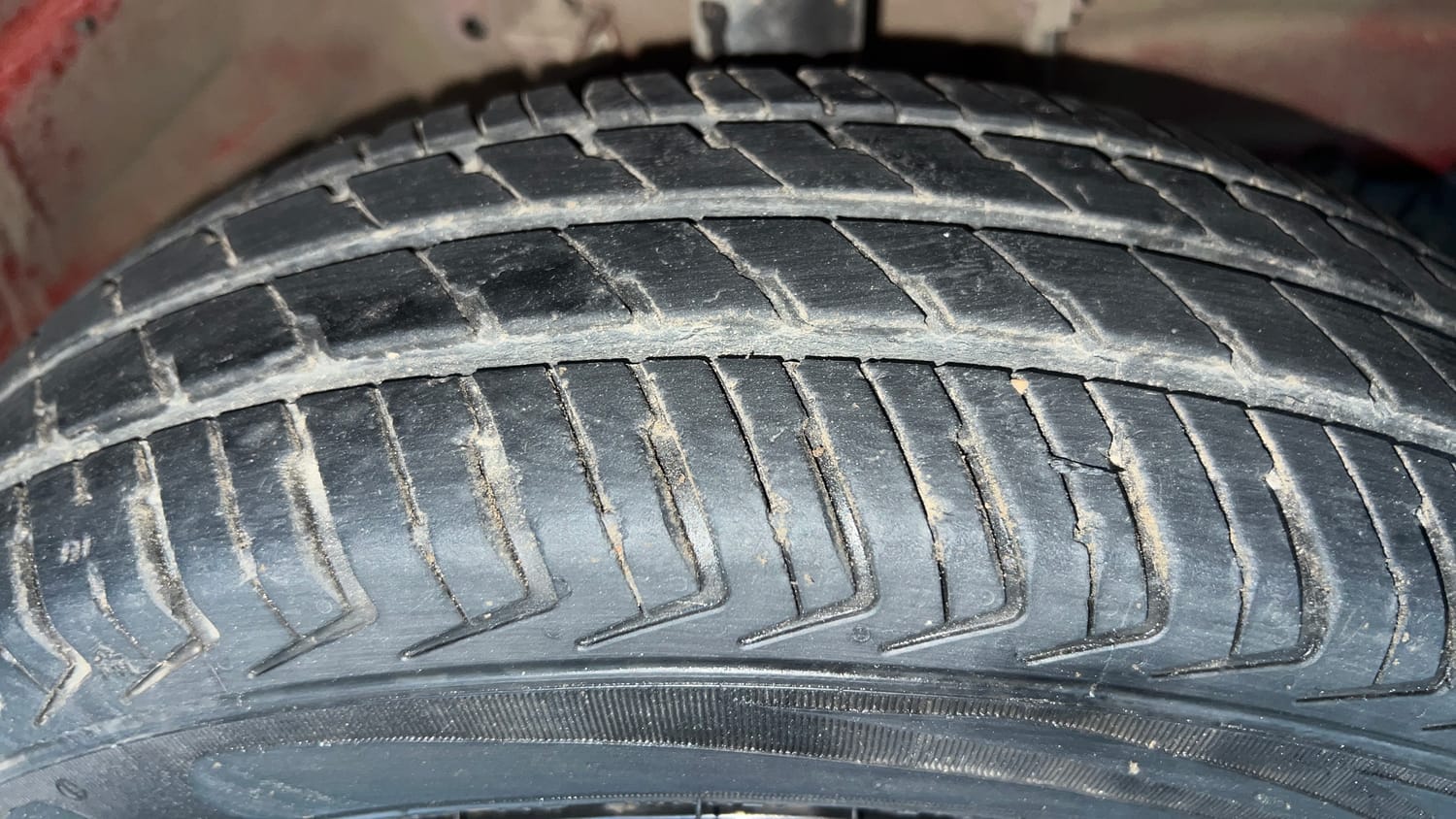 Used 2024 Maruti Suzuki Alto K10 VXi AGS Petrol Automatic tyres RIGHT FRONT TYRE TREAD VIEW