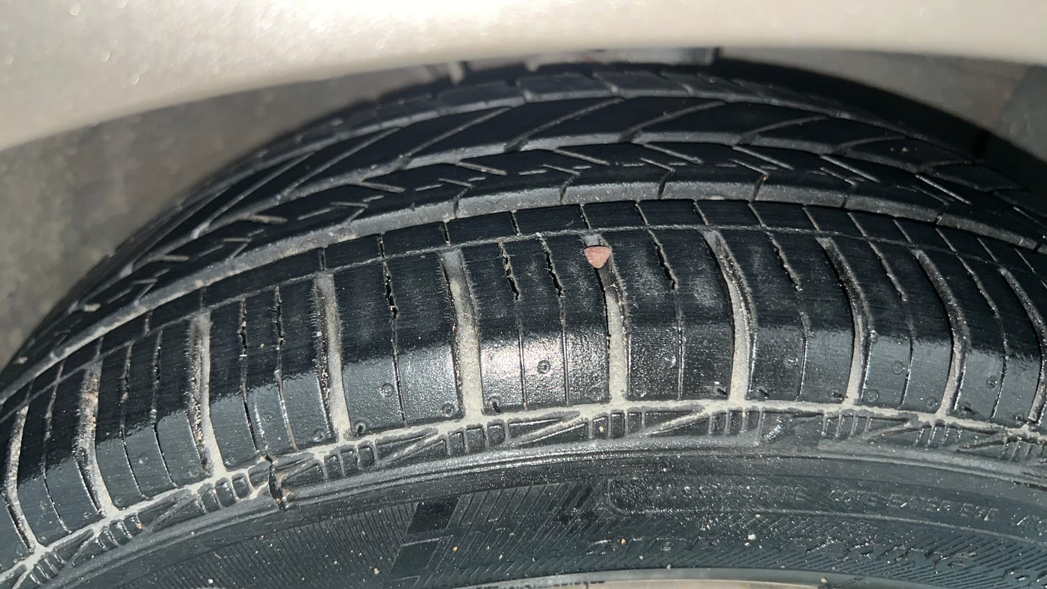 Used 2018 Hyundai Santro Asta Petrol Manual tyres RIGHT FRONT TYRE TREAD VIEW