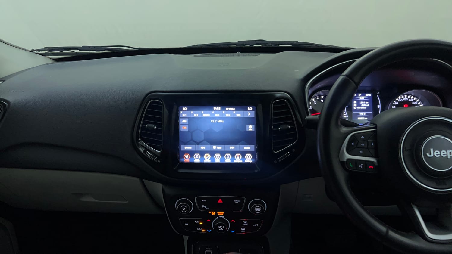 Used 2020 Jeep Compass Limited Plus Petrol AT Petrol Automatic interior MUSIC SYSTEM & AC CONTROL VIEW