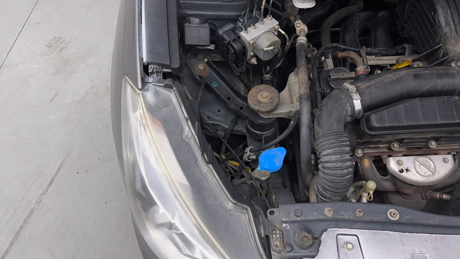 Used 2018 Maruti Suzuki Ciaz Sigma 1.4 MT Petrol Manual engine ENGINE RIGHT SIDE VIEW