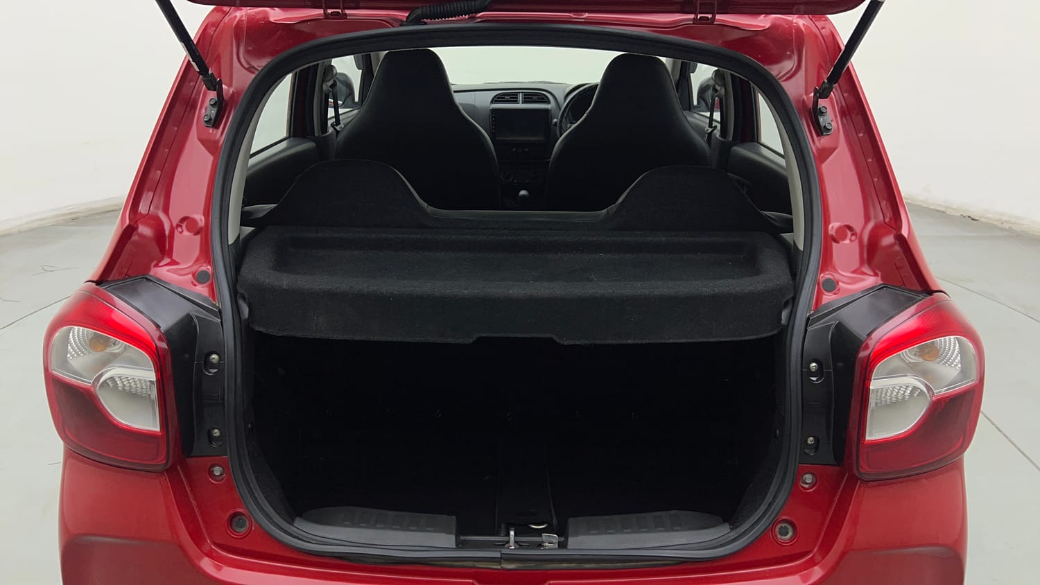 Used 2024 Maruti Suzuki Alto K10 VXi AGS Petrol Automatic interior DICKY INSIDE VIEW