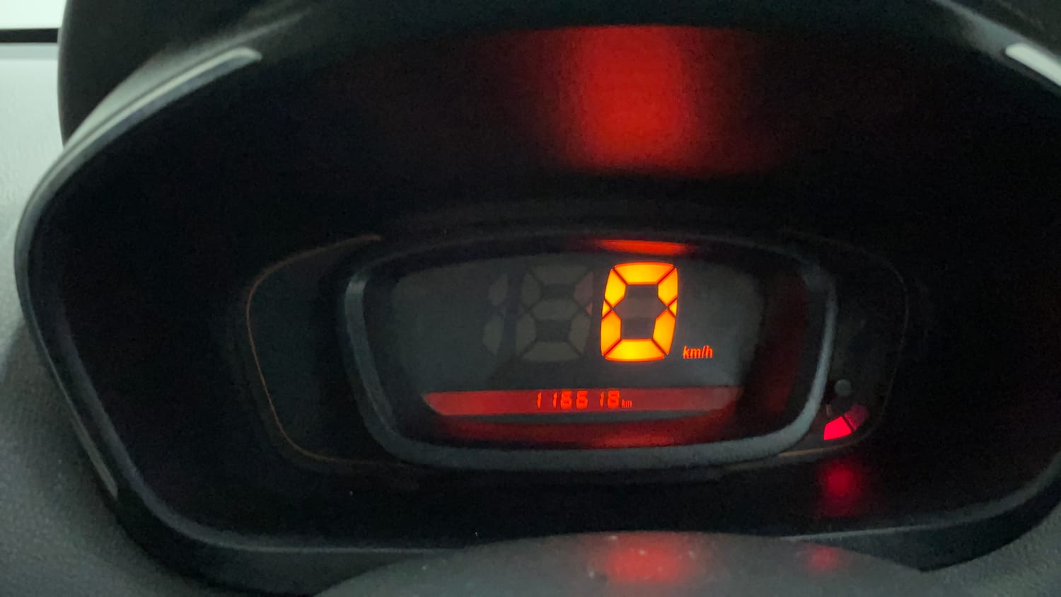 Used 2016 Renault Kwid RXT Petrol Manual interior CLUSTERMETER VIEW
