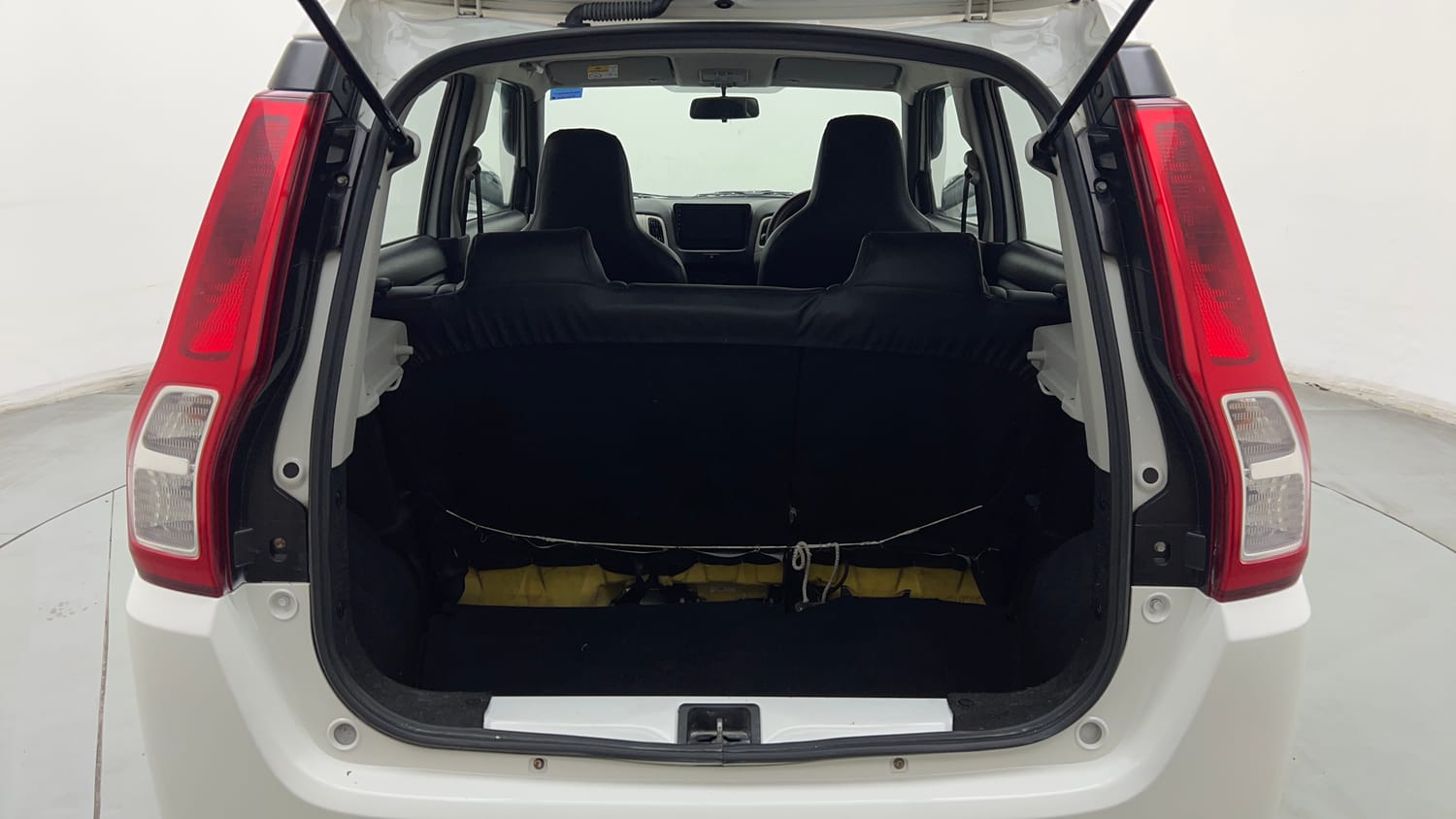 Used 2024 Maruti Suzuki Wagon R VXI 1.0 Petrol Manual interior DICKY INSIDE VIEW