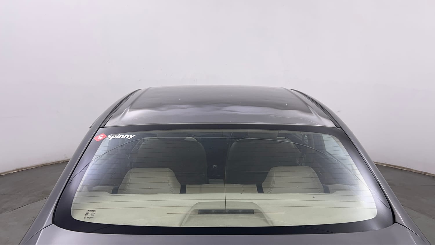 Used 2018 Maruti Suzuki Ciaz Sigma 1.4 MT Petrol Manual exterior BACK WINDSHIELD VIEW