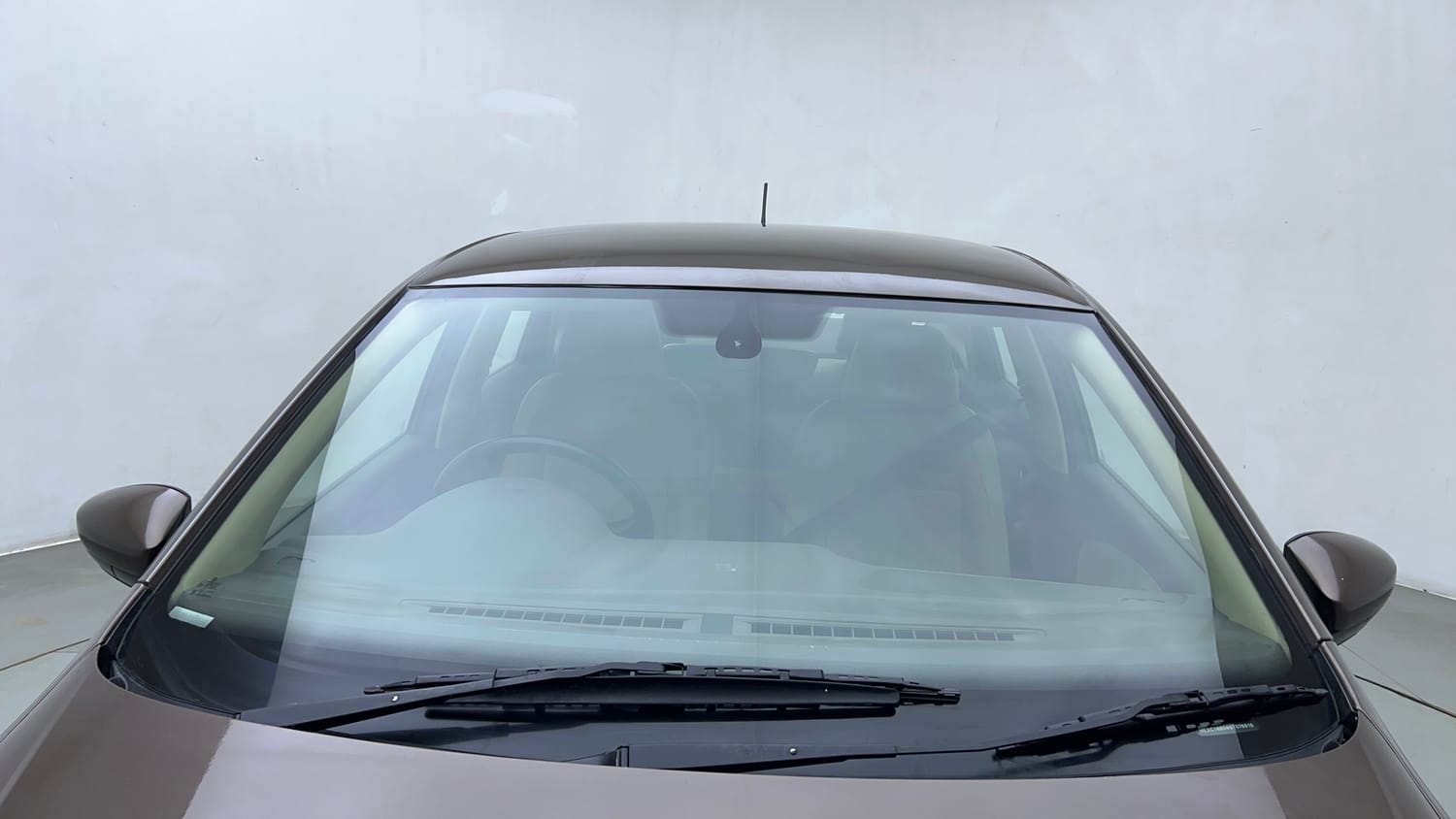 Used 2016 Volkswagen Vento Highline Petrol AT Petrol Automatic exterior FRONT WINDSHIELD VIEW