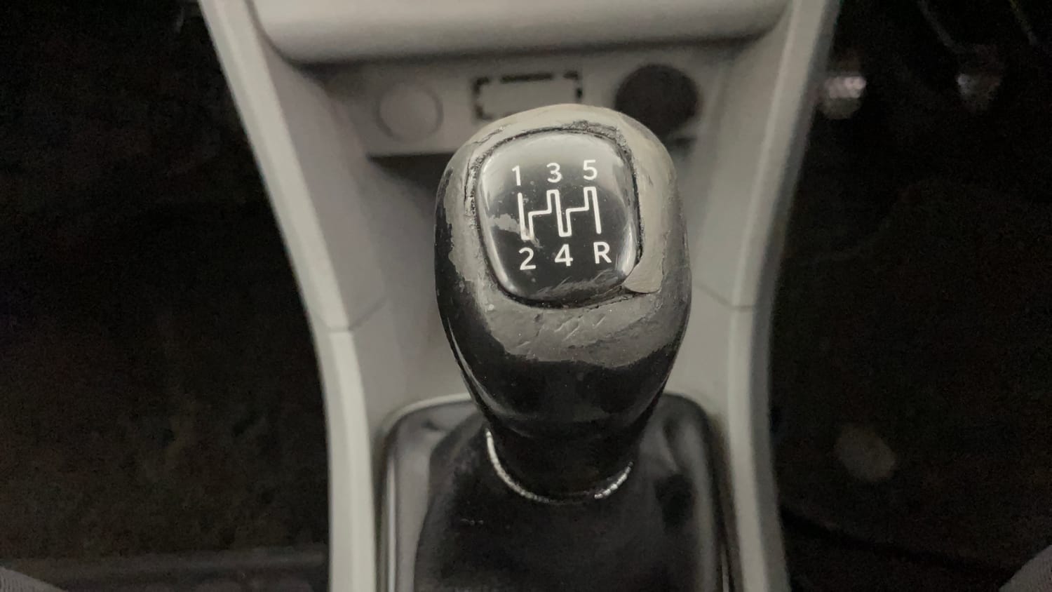 Used 2021 Tata Tiago XE Petrol Manual interior GEAR  KNOB VIEW
