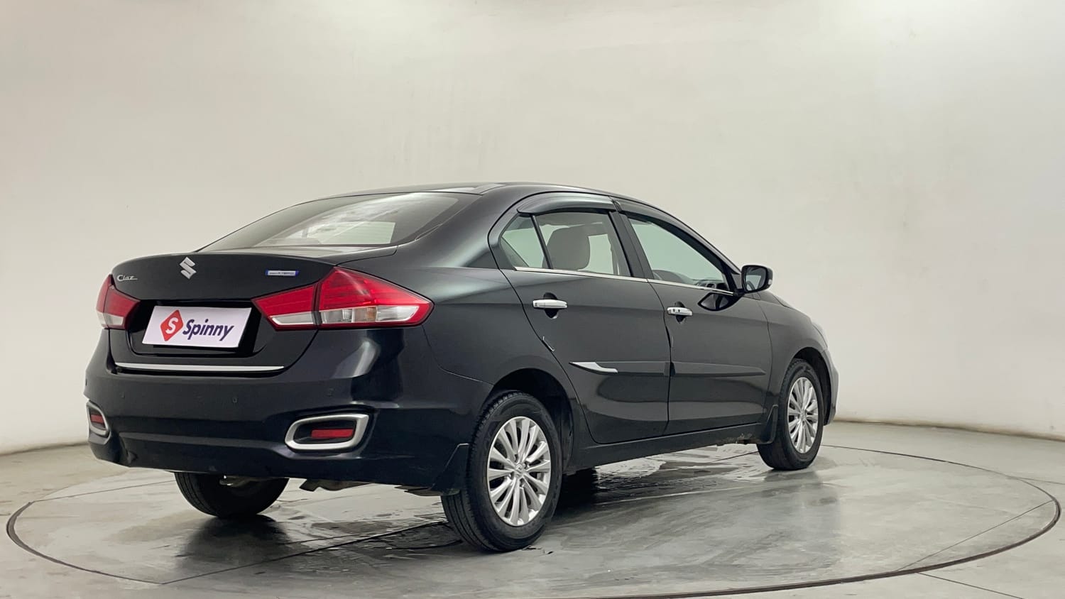 Used 2022 Maruti Suzuki Ciaz Zeta 1.5 Petrol Manual exterior RIGHT REAR CORNER VIEW