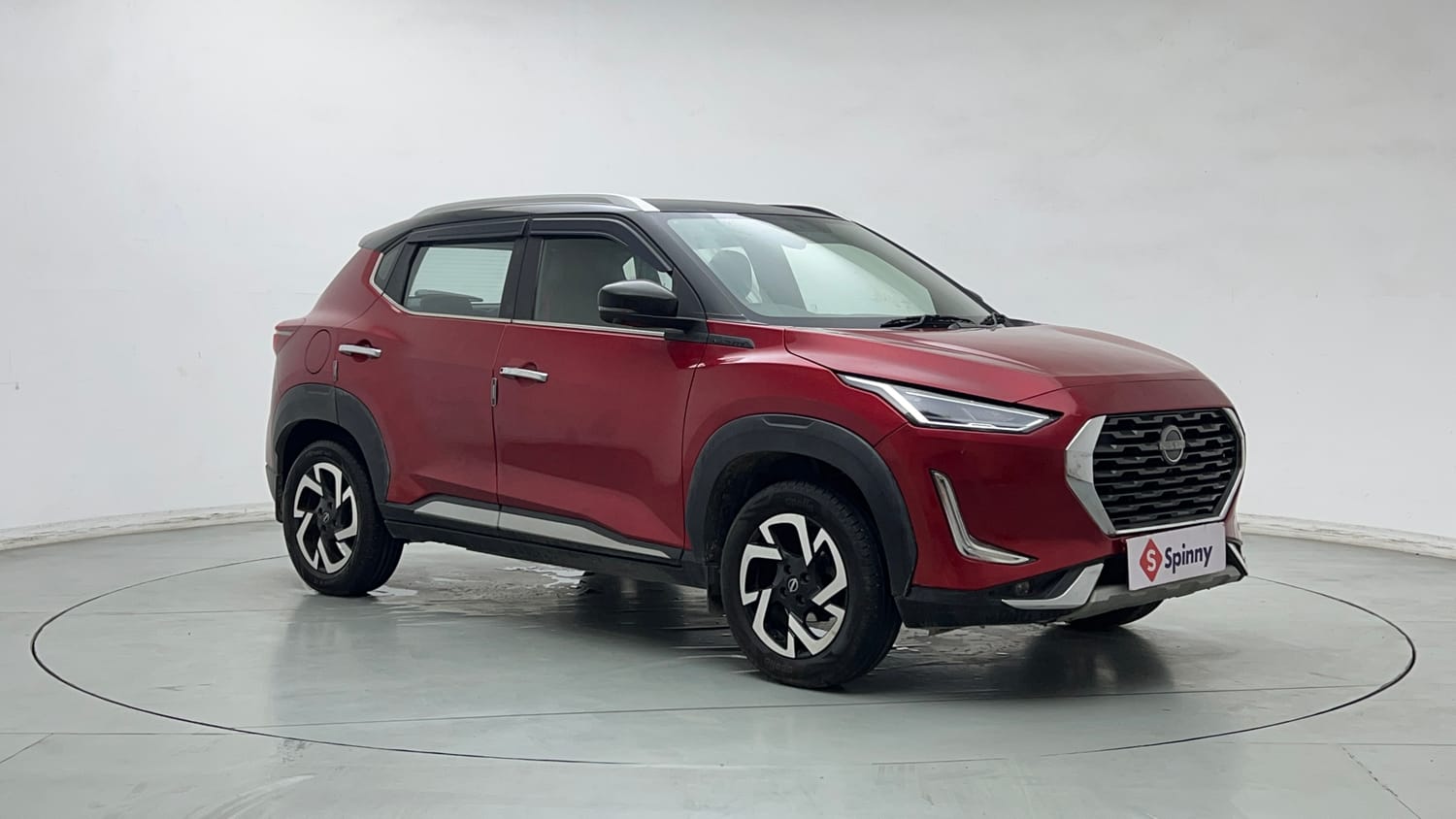 Used 2021 Nissan Magnite XV Premium Petrol + CNG(Outside Fitted) Cng Manual exterior RIGHT FRONT CORNER VIEW