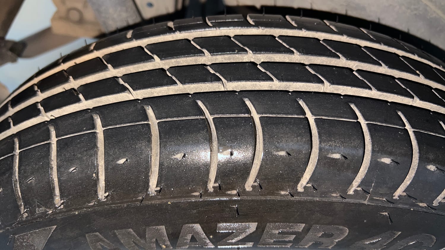Used 2015 Maruti Suzuki Wagon R LXI CNG Cng Manual tyres RIGHT REAR TYRE TREAD VIEW
