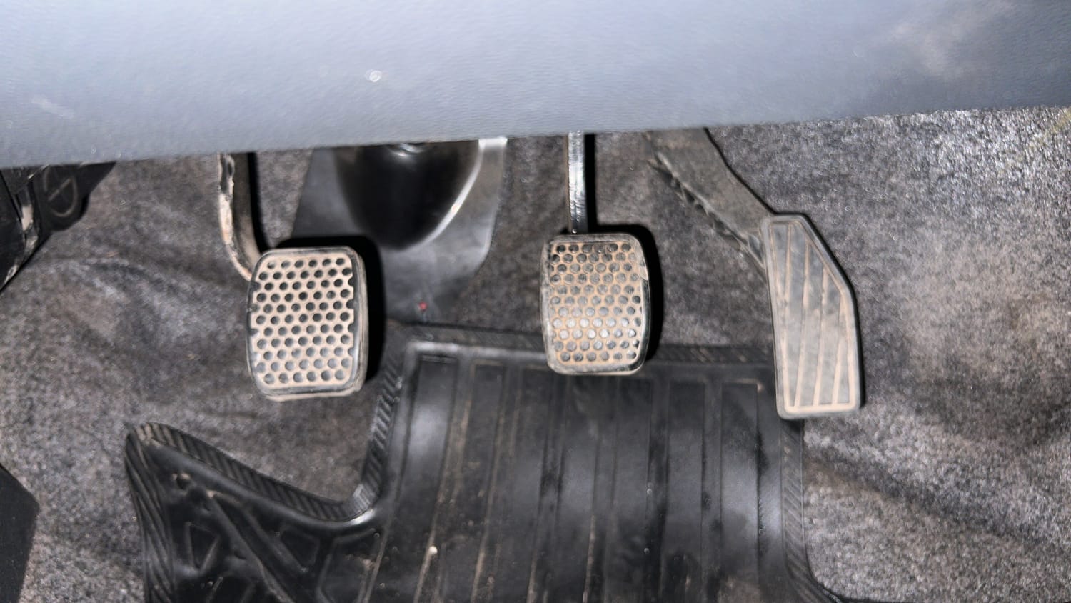 Used 2016 Maruti Suzuki Alto 800 VXi Petrol Manual interior PEDALS VIEW